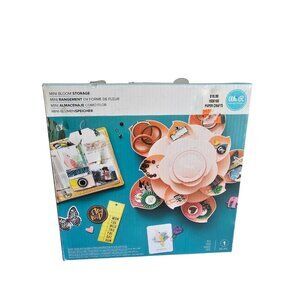 STORAGE - We R Memory Keepers - Mini BLOOM Embellishment Storage PINK 660700